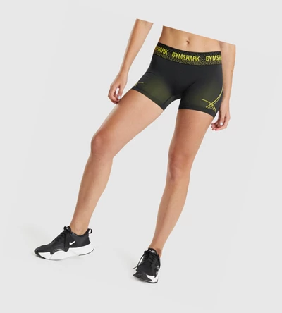 Gymshark Apex Seamless Low Rise Shorts Dame Svarte Gul | CXHRLO605