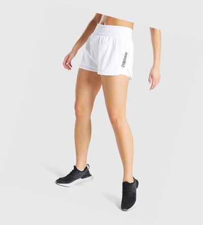 Gymshark Pulse Mid Rise Shorts Dame Hvite | JPYRHO048